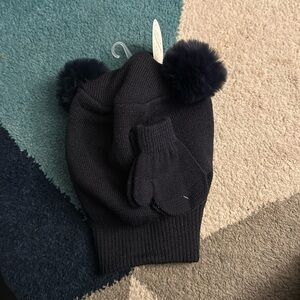 Baby Hat & Mitten Set